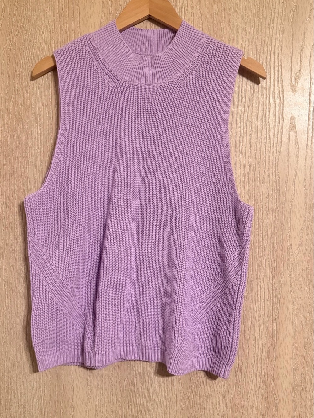 Brand New LOFT Sleeveless Cable Knit Pullover Tank/ Vest- Lavender Color Size XL
